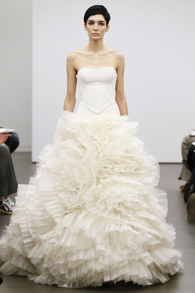  Vera Wang New Wedding Dresses in the world Check it out now 