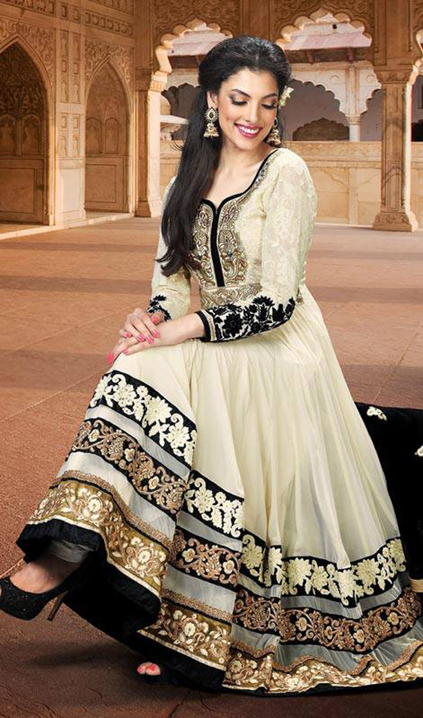 Beautiful Anarkali frock design 2023 for Pakistani and Indian Girls