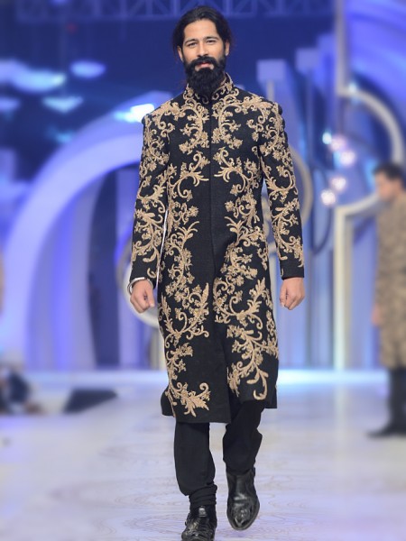 Latest Sherwani Designs 2017 For Groom In Pakistan - StyleGlow.com