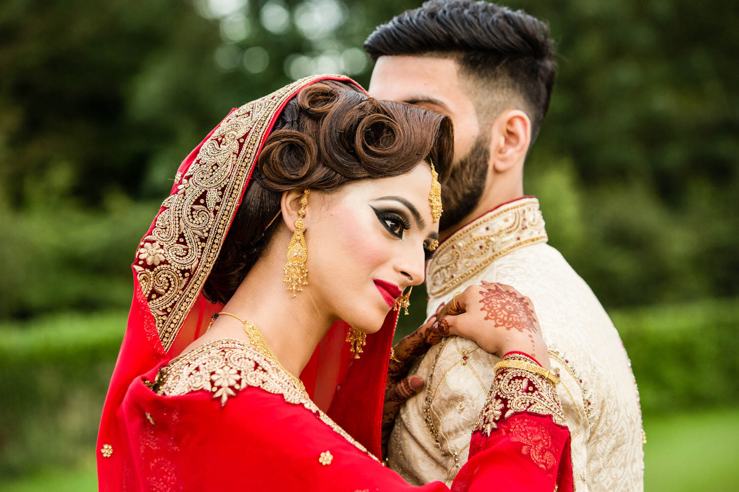 Pakistani Wedding Photography Poses Ideas 2023 For Couples 4361